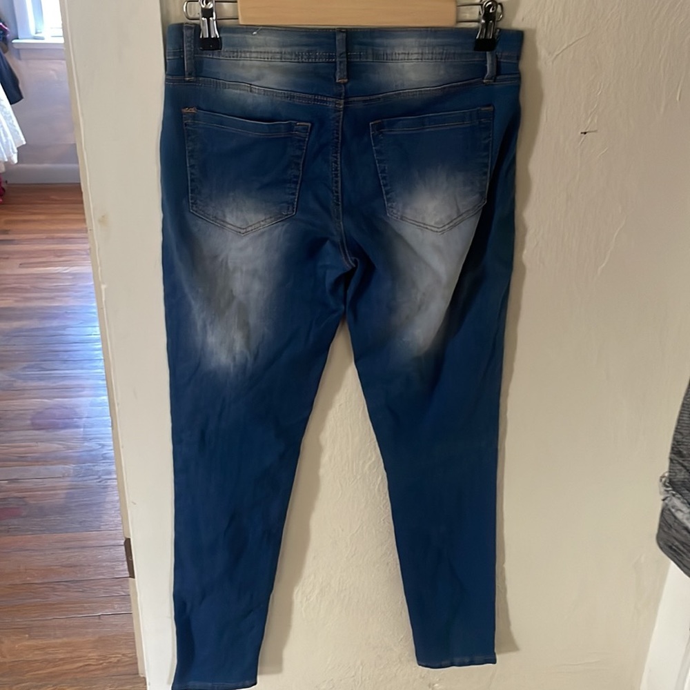 Jeans - Picture 2 of 2